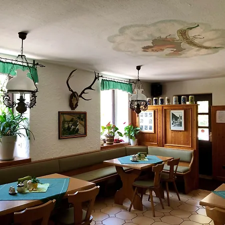 Konukevi Bennelliebschaenke 3*