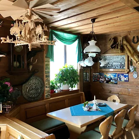 Bennelliebschaenke 3*