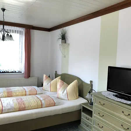 Bennelliebschaenke 3*