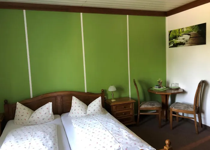 Bennelliebschaenke سيفن